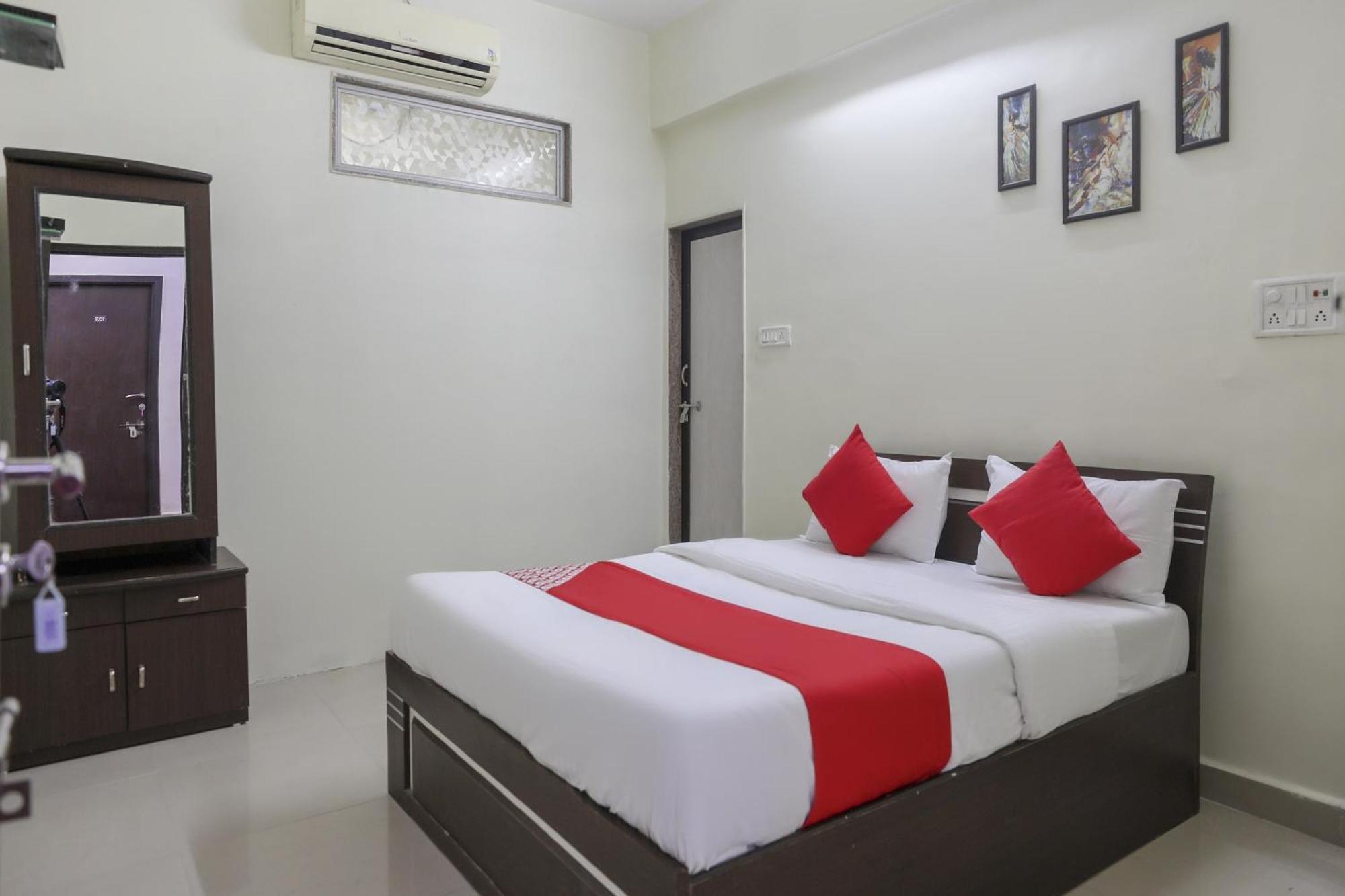 Collection O Shyam Vatika Banquet And Rooms Surate Exterior foto
