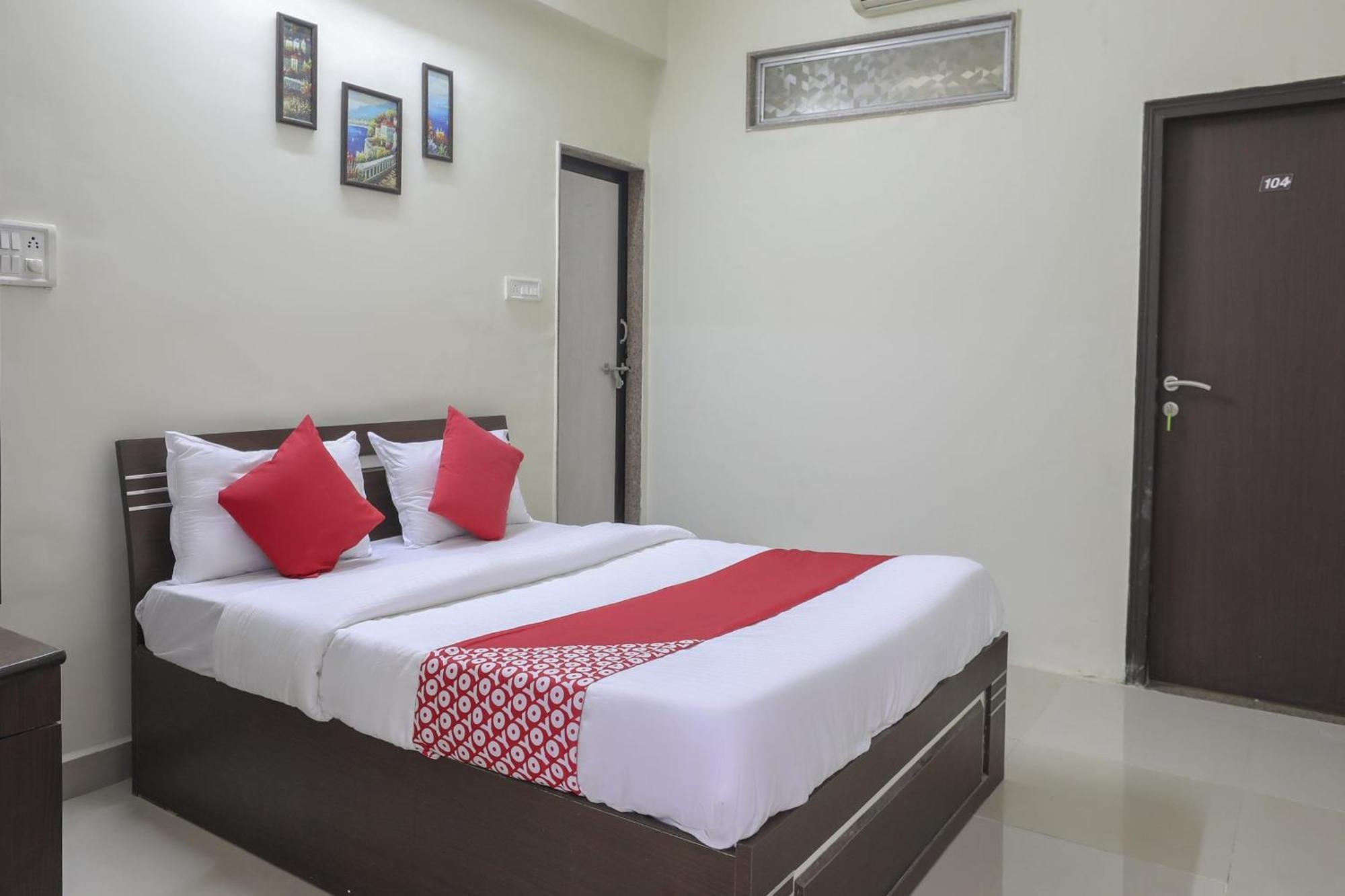 Collection O Shyam Vatika Banquet And Rooms Surate Exterior foto