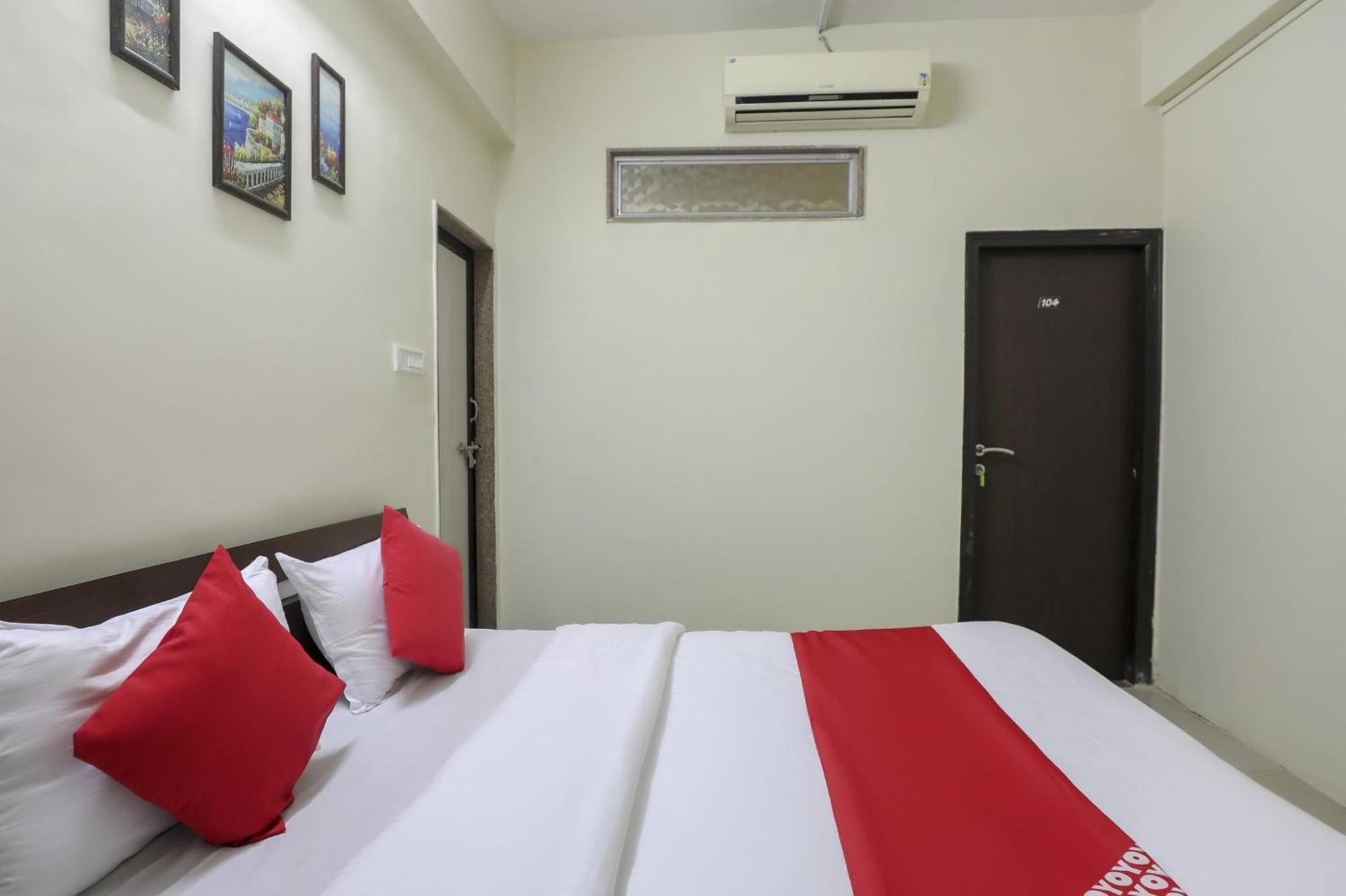 Collection O Shyam Vatika Banquet And Rooms Surate Exterior foto